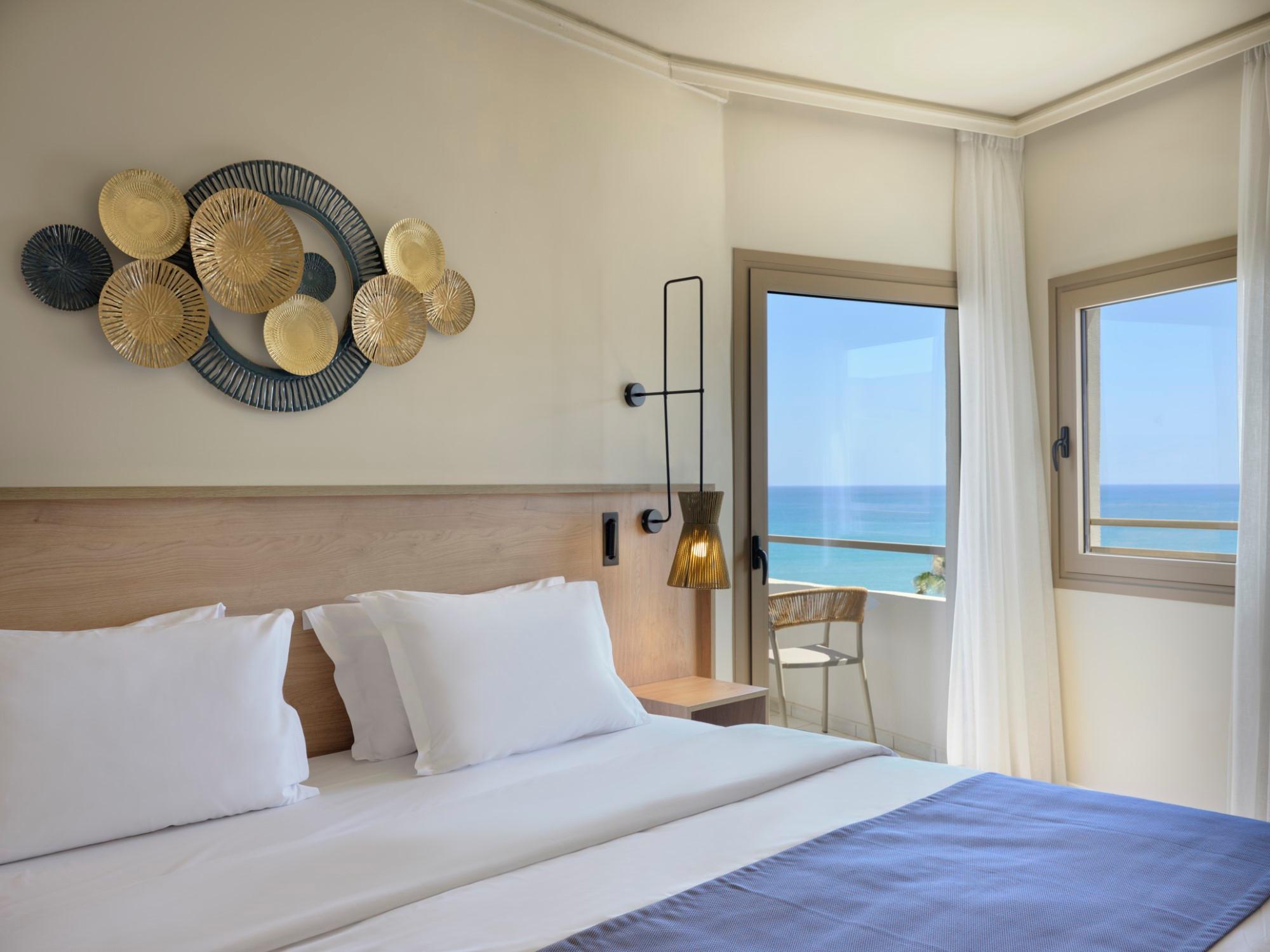 Hotel Atlantica Ocean Beach Resort slide 2