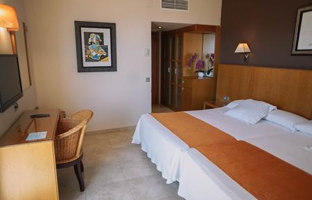 Hotel Alba Seleqtta slide 3