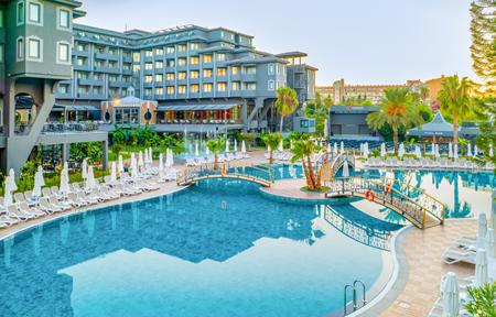 Hotel Nova Park slide 2