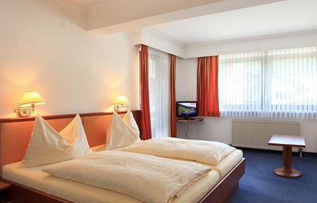 Vital & Sporthotel Brixen slide 5