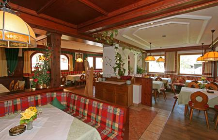 Hotel Simmerlwirt slide 4