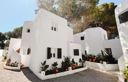 FERGUS Style Punta Arabi slide 4