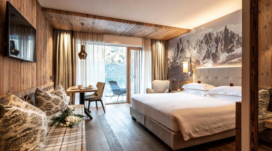 Hotel Ciampedie Luxury Alpine Spa slide 2