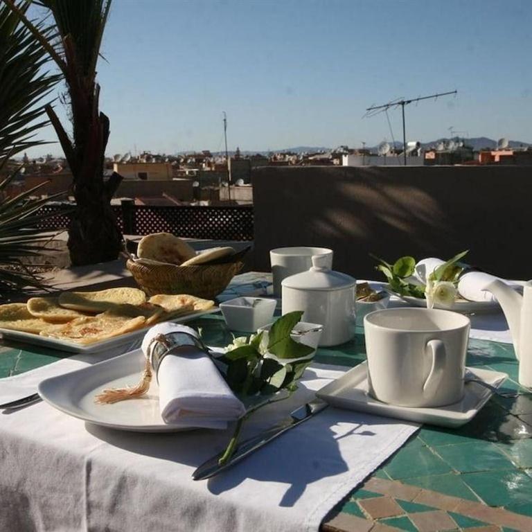 Riad Pourpre Medina  slide 4