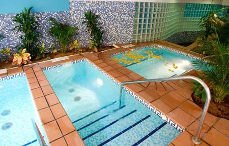 Ibersol Almuñecar Beach & Spa slide 5