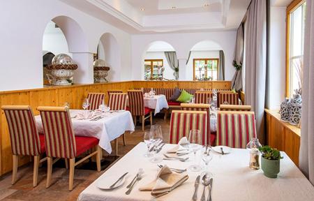 Hotel Der Schmittenhof  slide 3