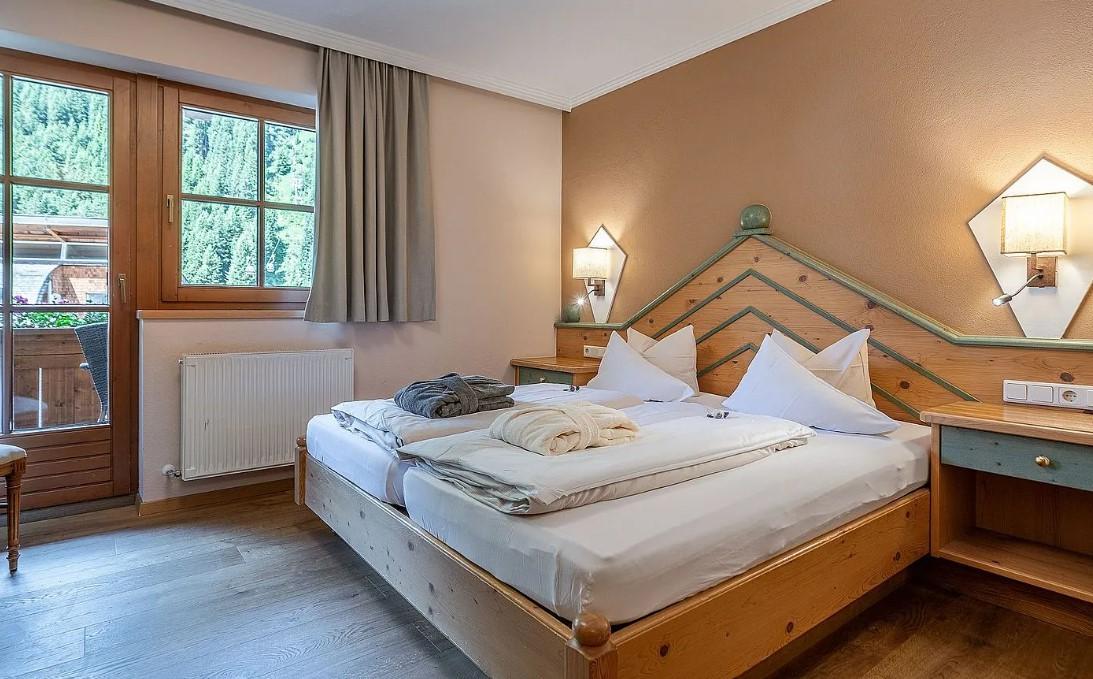 Sportiv-Hotel Mittagskogel slide 2