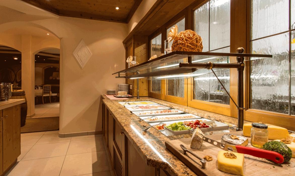 Sportiv-Hotel Mittagskogel slide 3