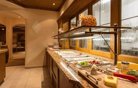 Sportiv-Hotel Mittagskogel slide 3