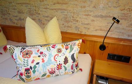 Pension Enzian - Halvpension slide 4