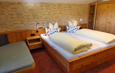 Pension Enzian - Halvpension slide 3