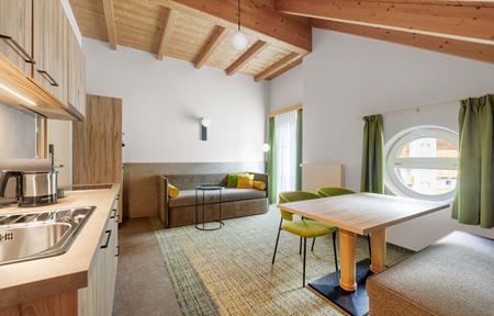 Hotel Alpenaussicht slide 2