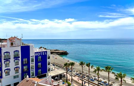 Hotel Perla Marina slide 2