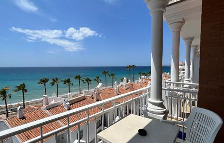 Hotel Perla Marina slide 3