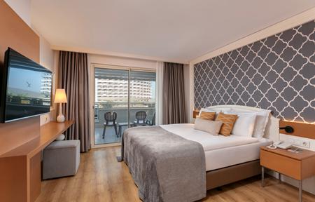 Hotel Sherwood Exclusive Lara slide 3