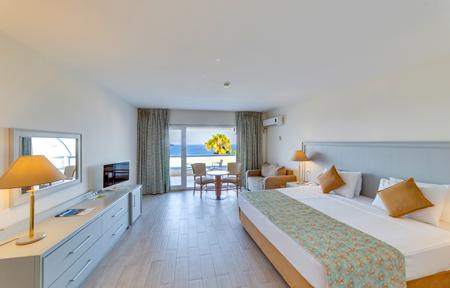 Hotel Grand Blue Sky slide 3