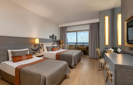 Kirman Belazur Resort & Spa Hotel  slide 3