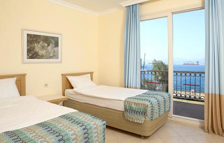 Hotel Club Resort Atlantis slide 4