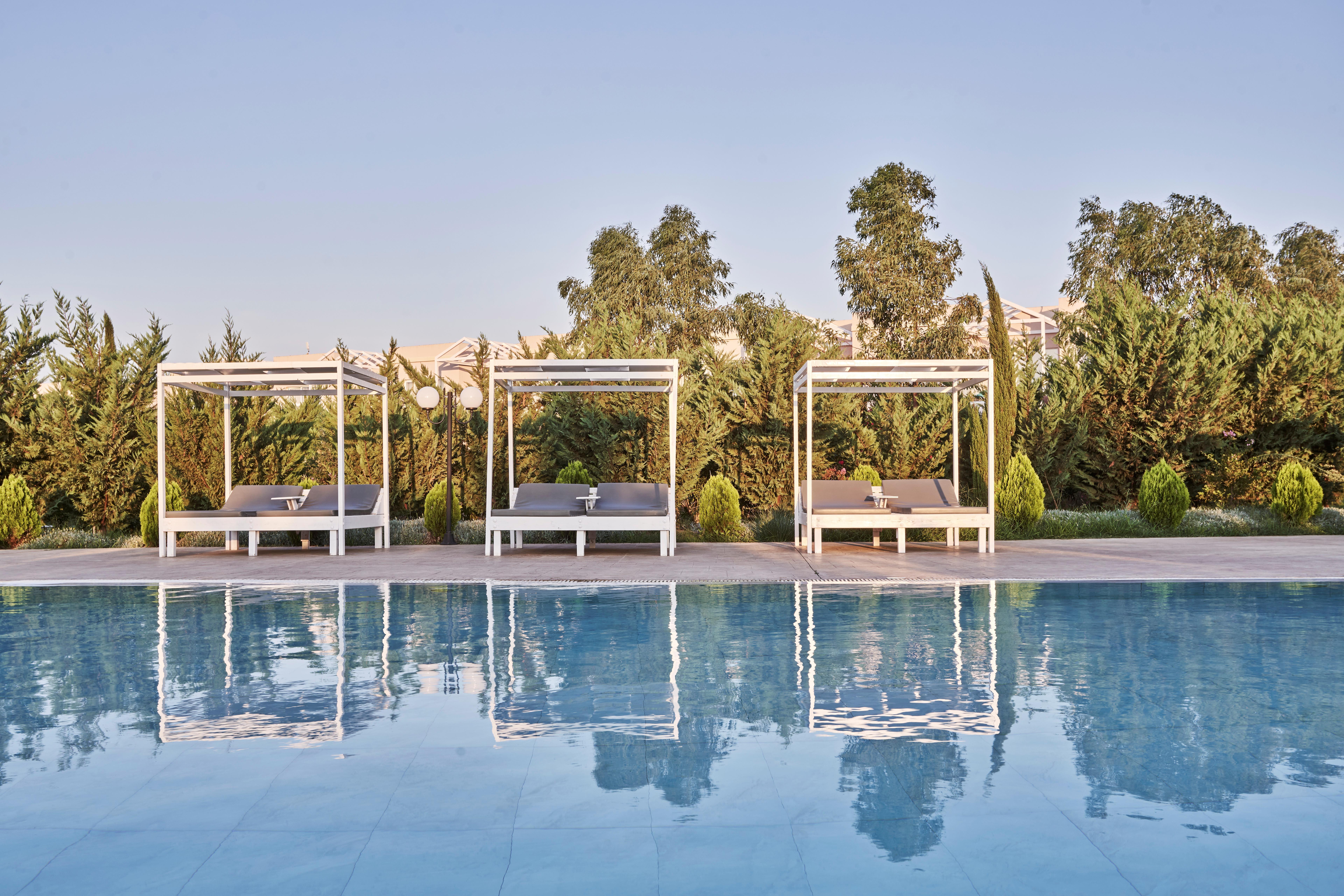 Hotel Sandy Villas  slide 5