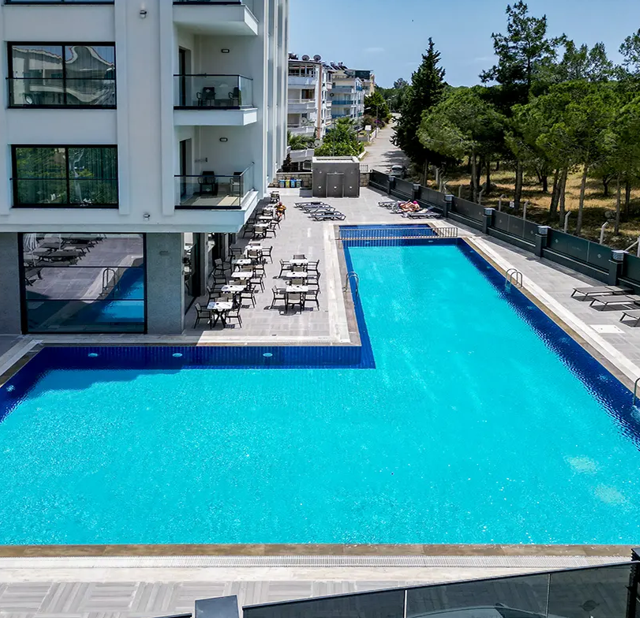 MARIL BEACH & SPA