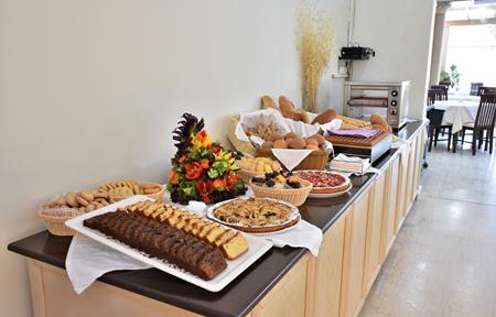 Hotel Marathon slide 4