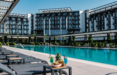 Voya Beach Resort slide 4