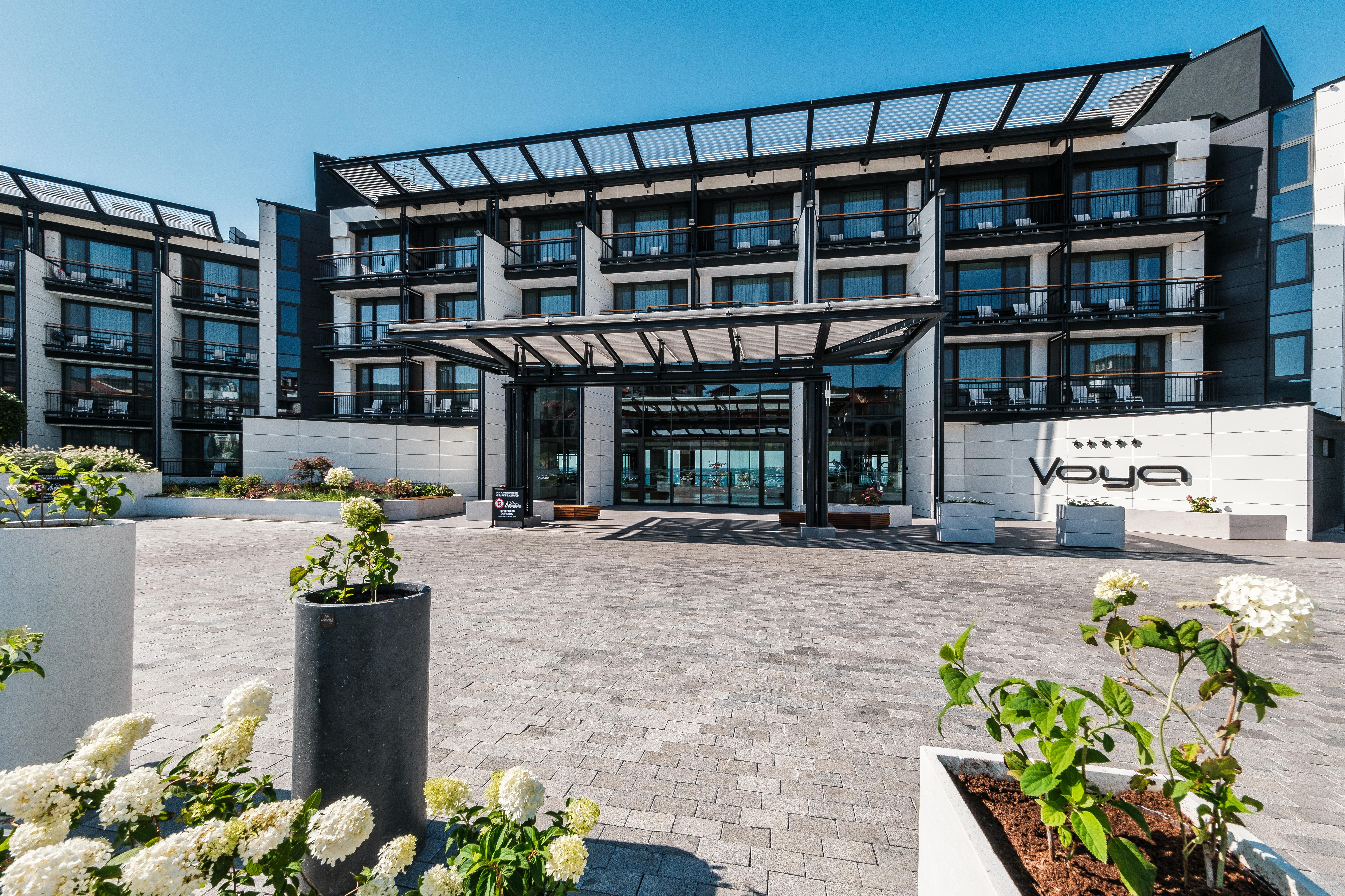 Voya Beach Resort slide 2