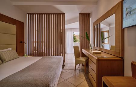 Hotel Lindos Royal slide 3