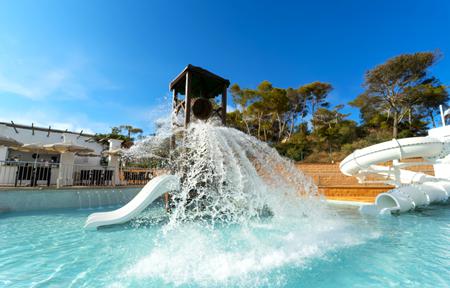 Calimera Fido Gardens slide 3