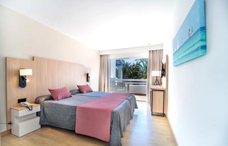 Calimera Fido Gardens slide 4