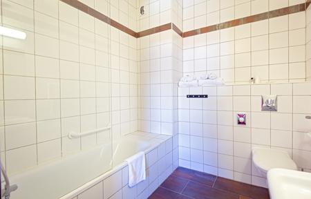 SOWELL HÔTELS Le Pas du Loup*** slide 5