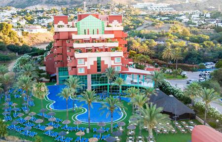 Holiday World Riwo Hotel slide 2