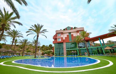 Holiday World Riwo Hotel slide 5