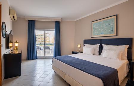 Hotel Vila Gale Nautico slide 3