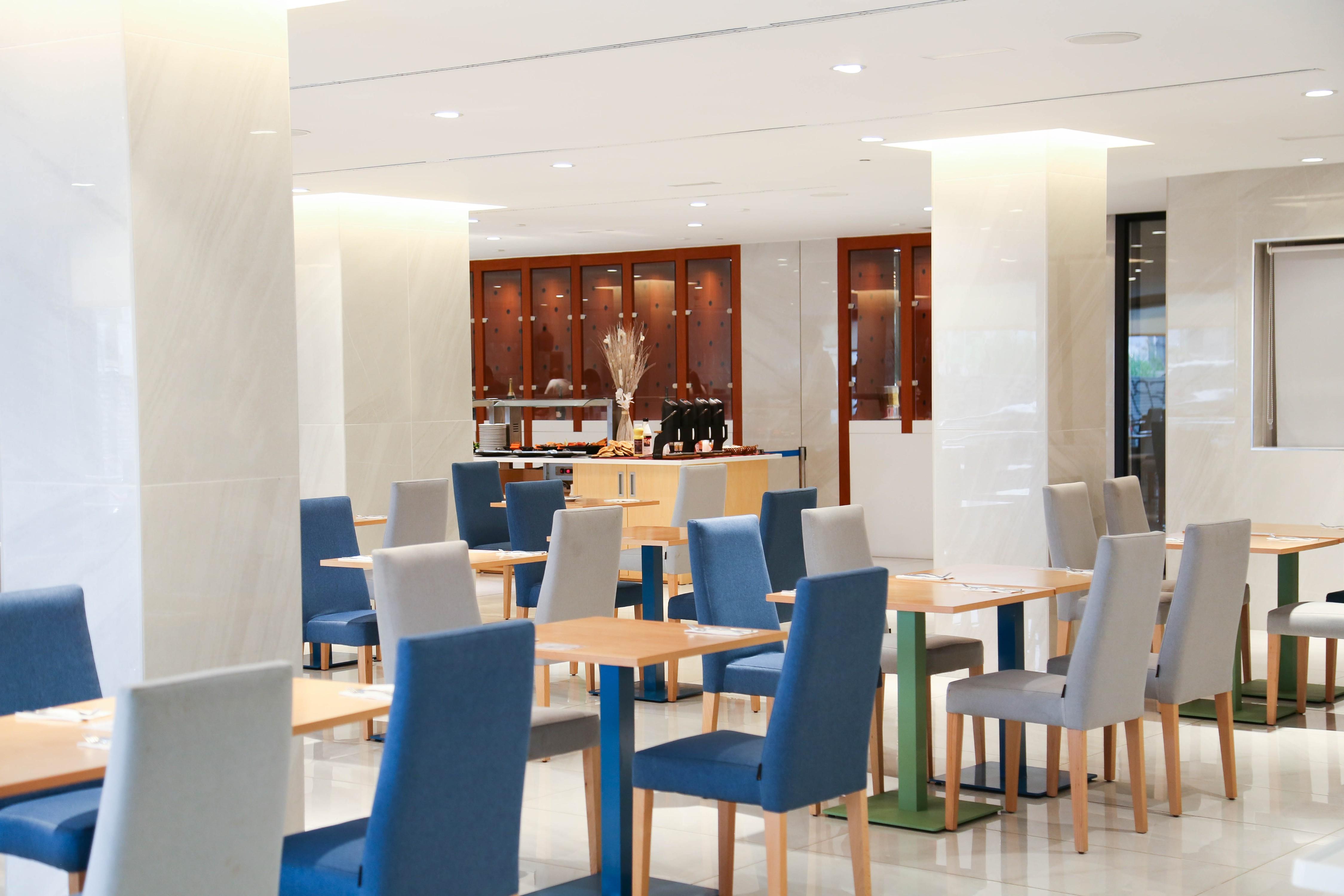 Eurostars Puerto de Ibiza - 2025 slide 3