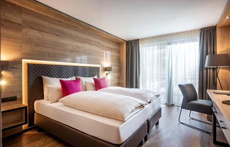 Hotel Adapura slide 2