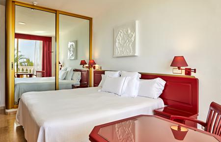 Hotel Cleopatra Palace slide 3