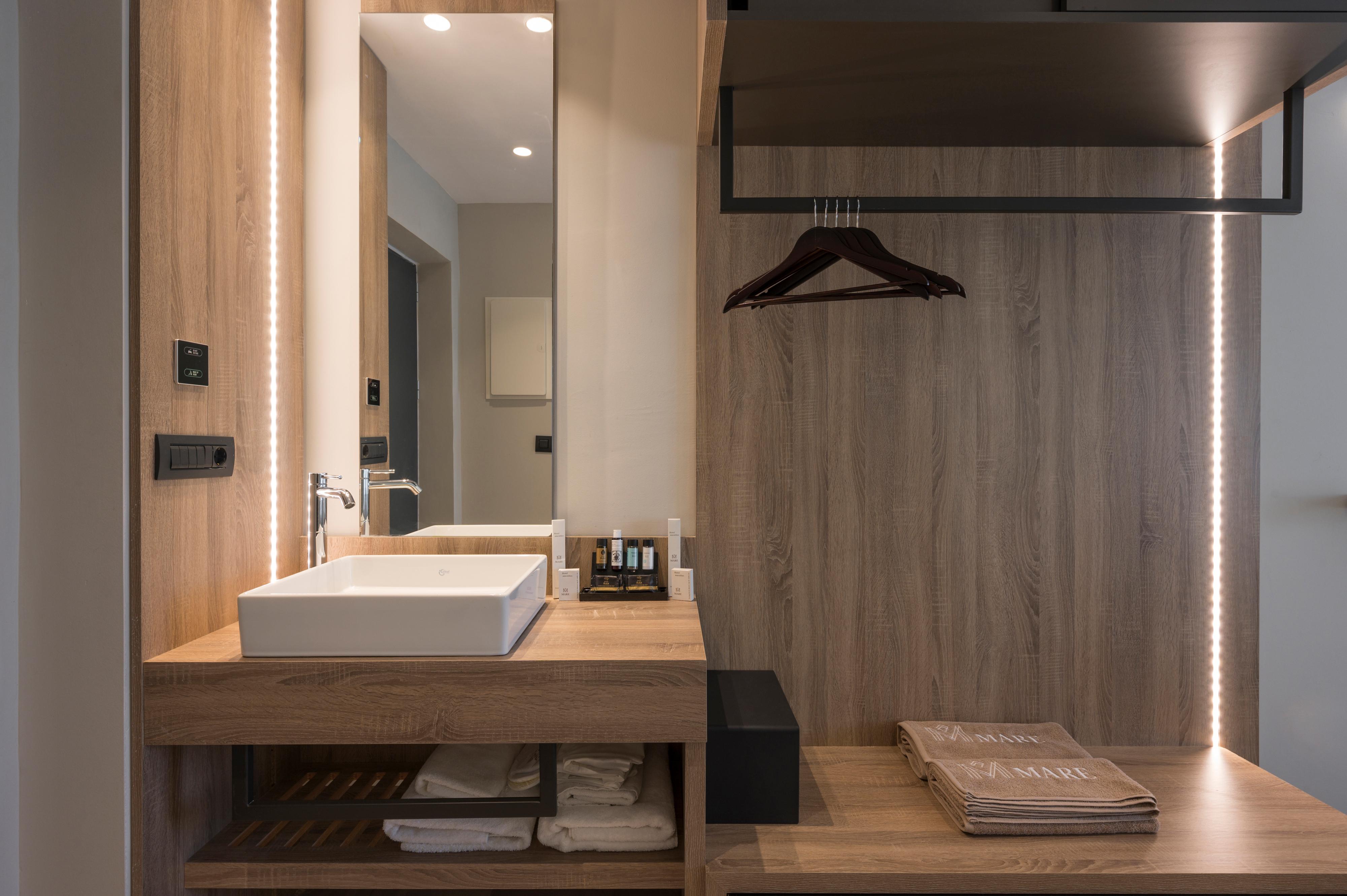 Hotel Mare Garden & Mare Village slide 3