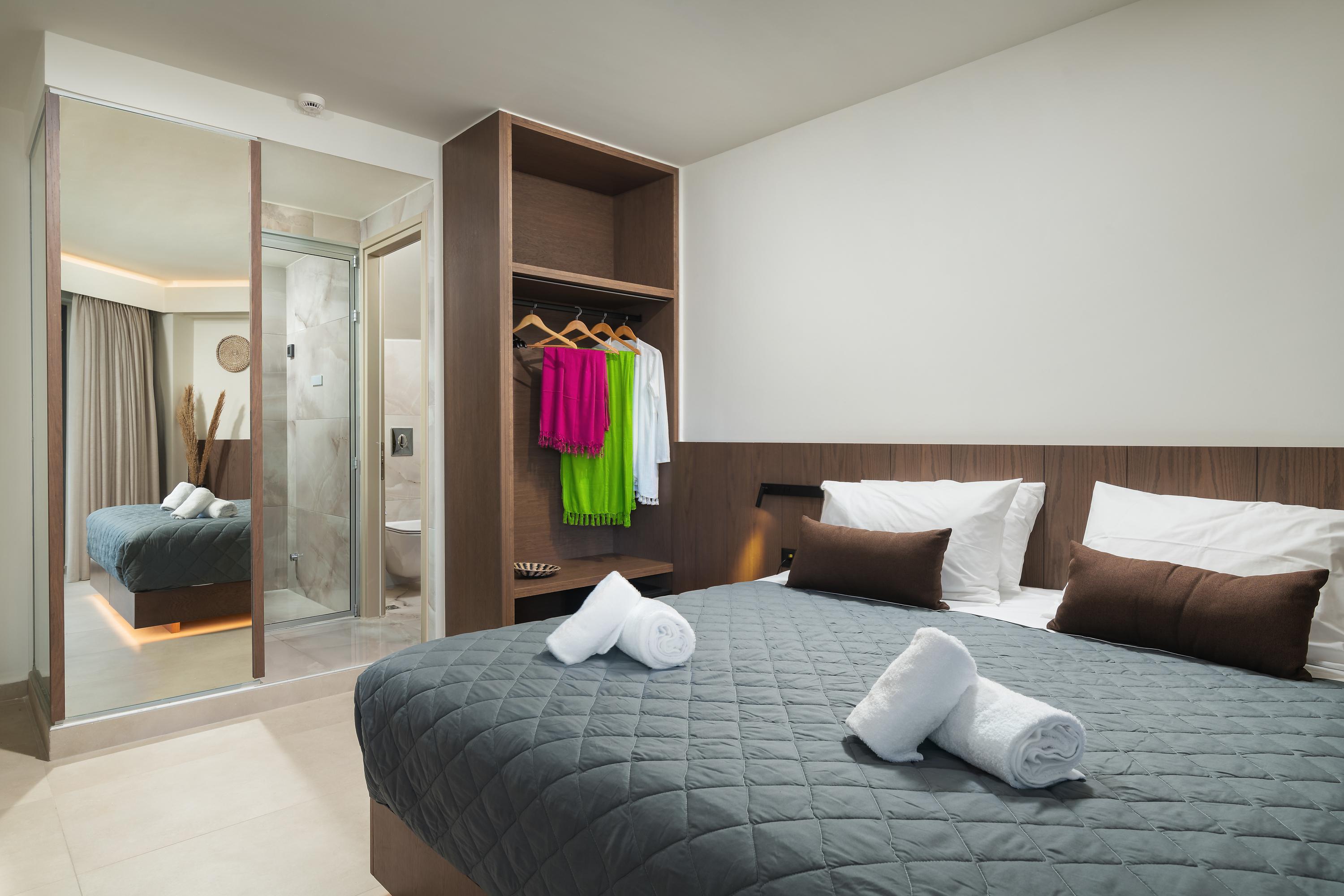 Hotel Elia Agia Marina Resort slide 2