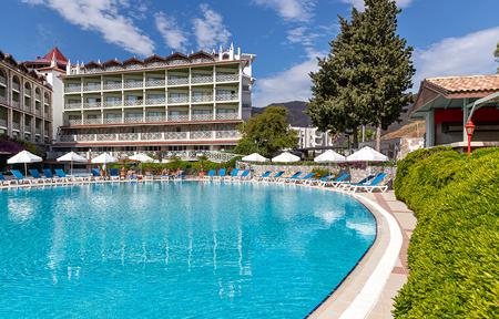 Hotel Marti La Perla - voksenhotel slide 2