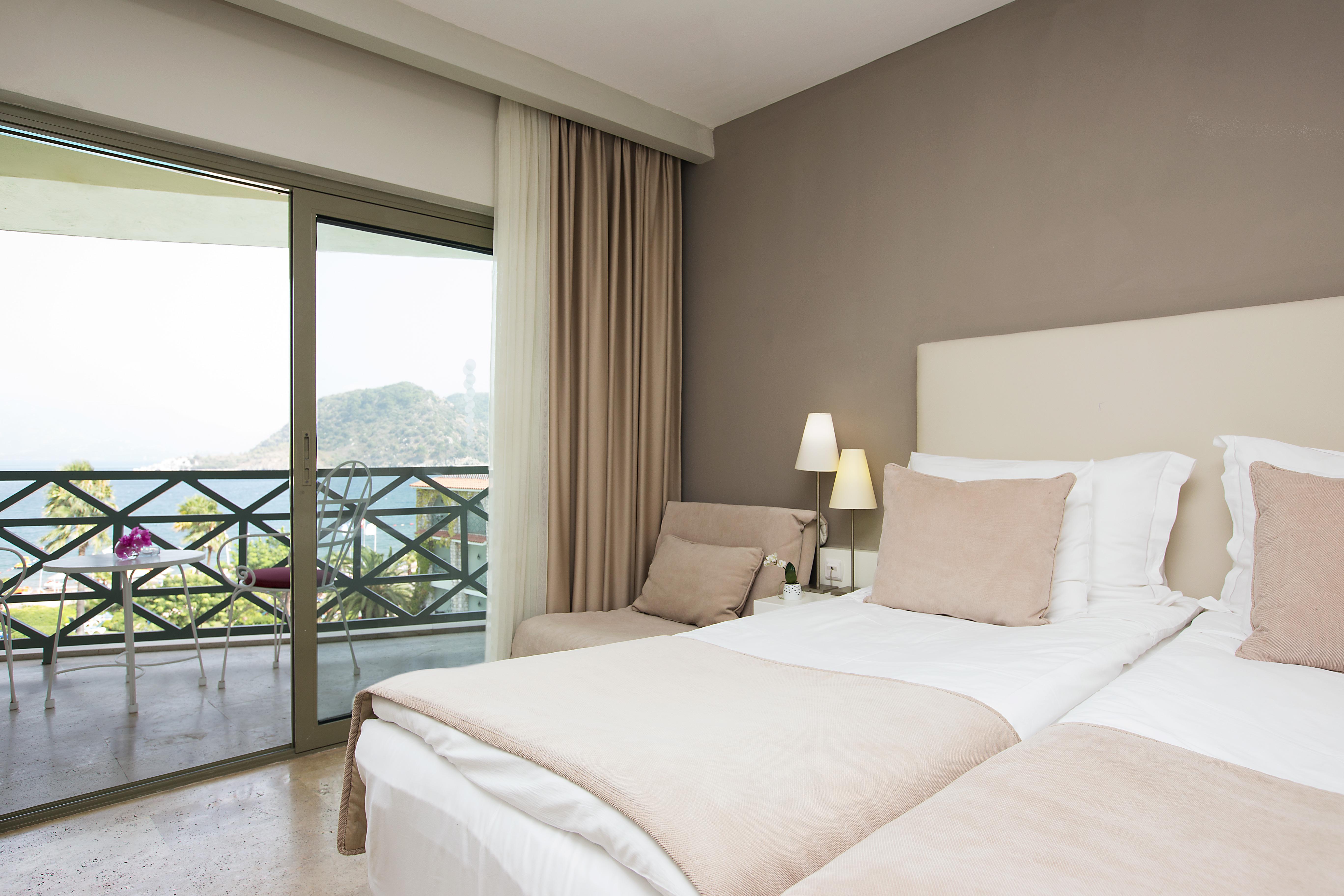 Hotel Marti La Perla - voksenhotel slide 3