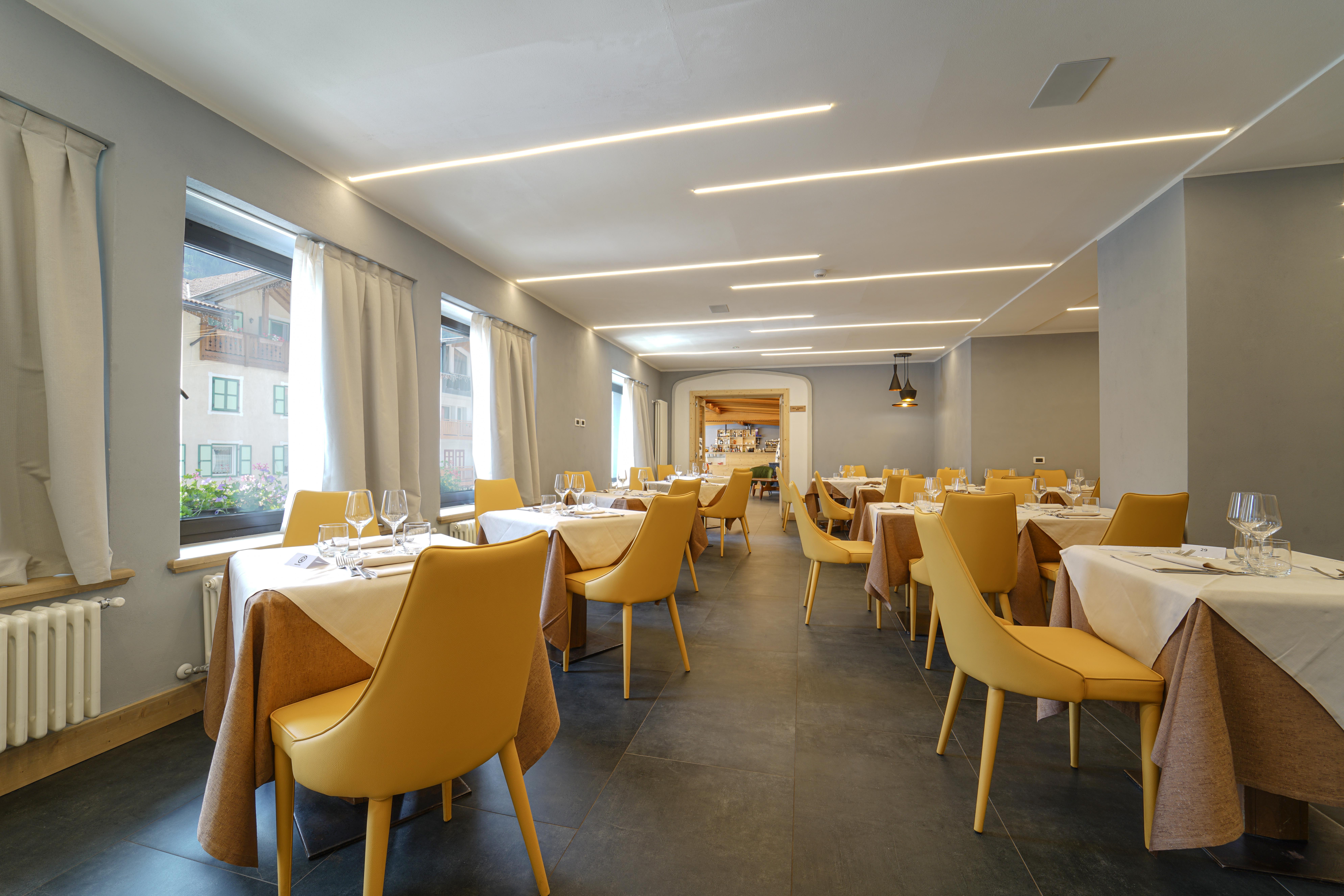 Hotel Monzoni slide 3