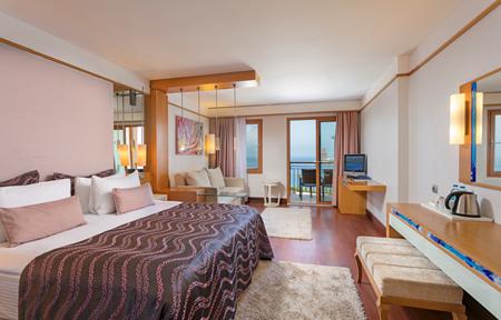 Hotel Kefaluka Resort slide 3