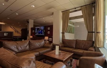 Hotel Del Cubil slide 5