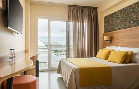 Hotel ALEGRIA Caprici Verd slide 5