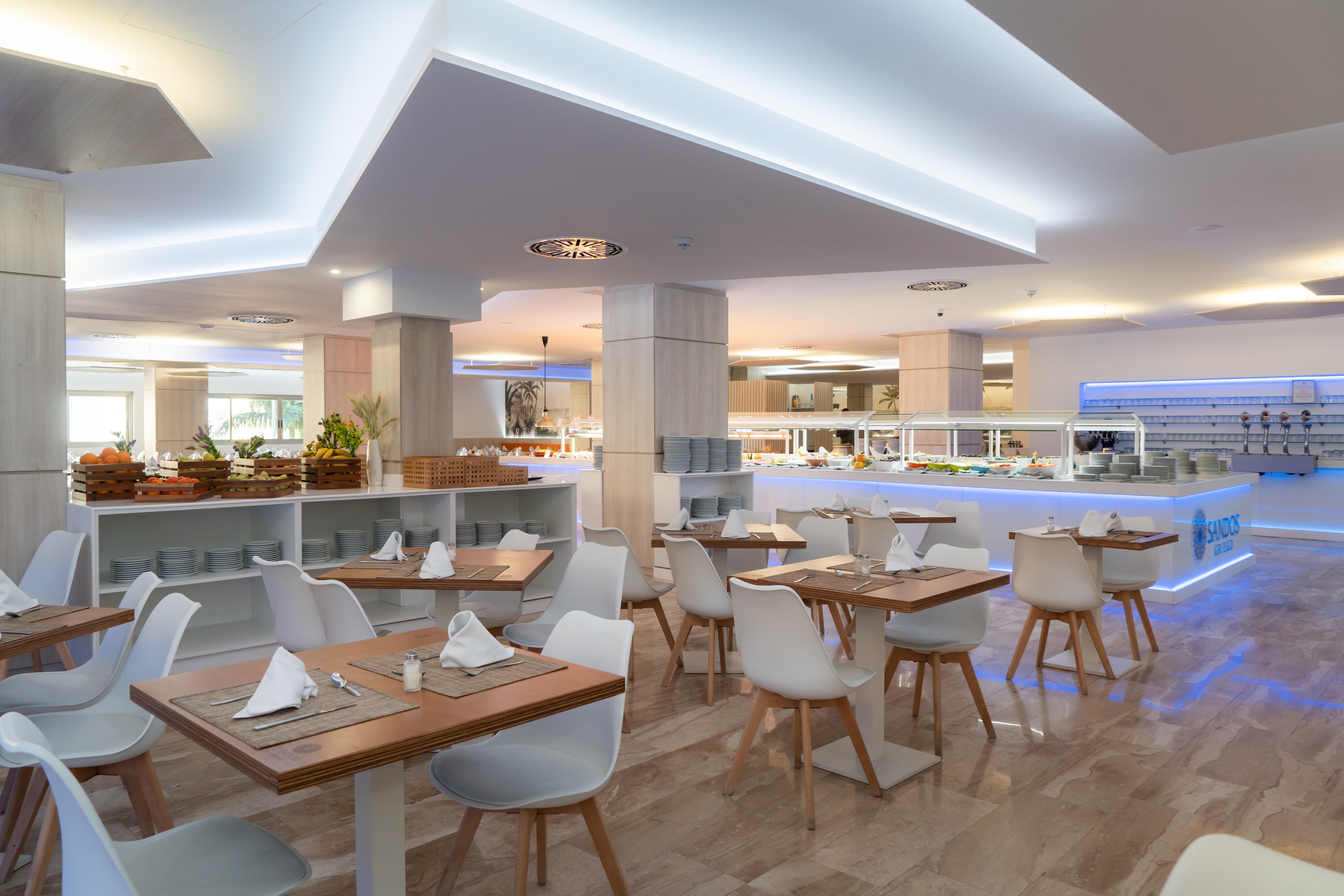 Hotel Sandos Griego slide 4
