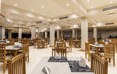 Hotel SUNRISE Alora Resort slide 5