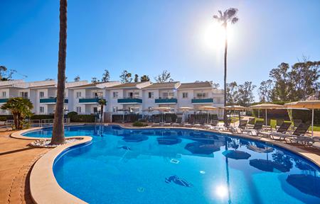 Universal Aparthotel Elisa