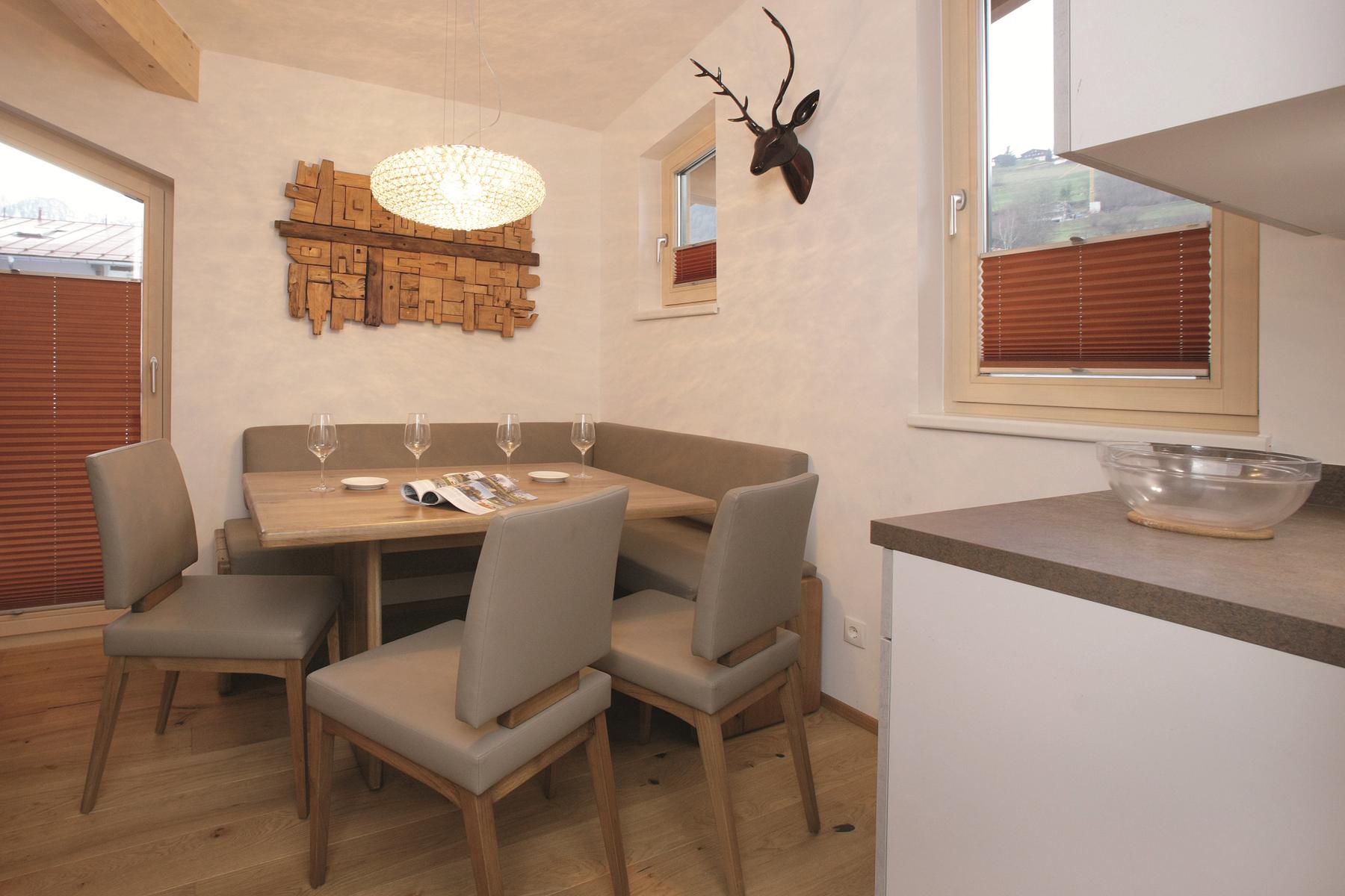 Landhaus Lodge slide 4