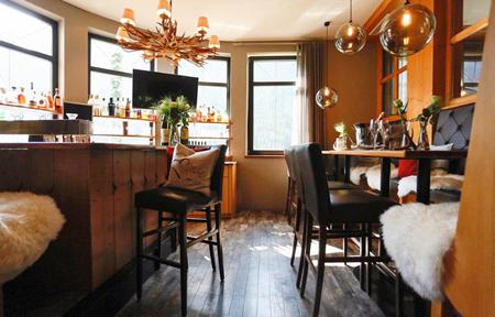 Hotel Beverly Hills slide 5